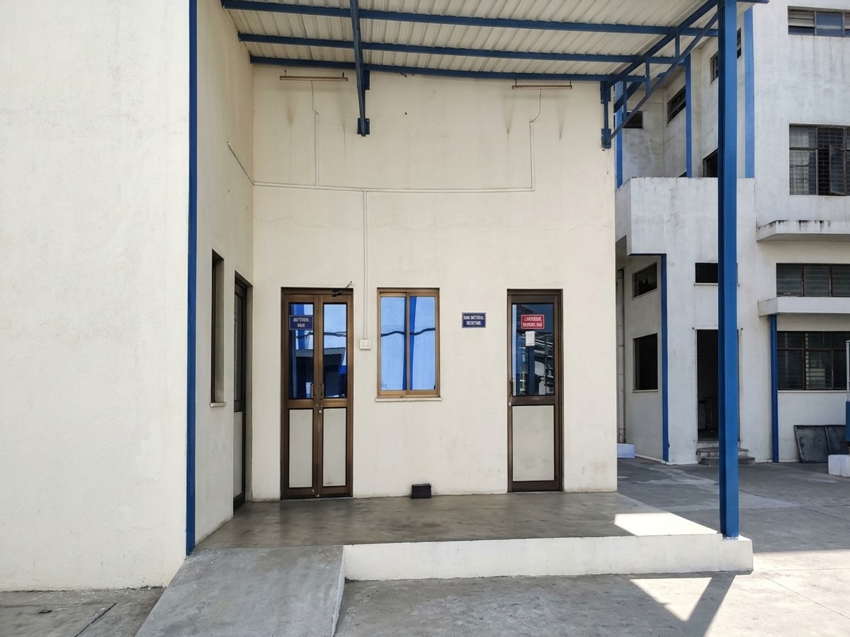 Raw Material Receiving Bay